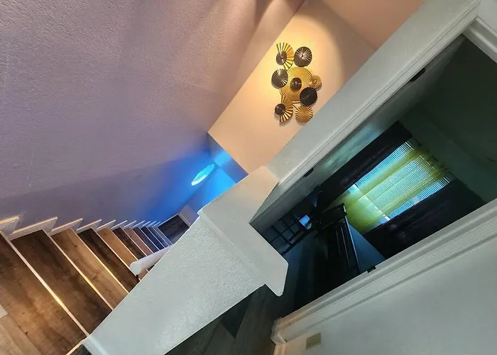 Trendy Condo: Location, Entertainment + Value! Apartment Mesa